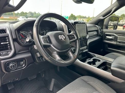 Used 2024 RAM 2500 Big Horn w/ Night Edition AWD/4WD image 12
