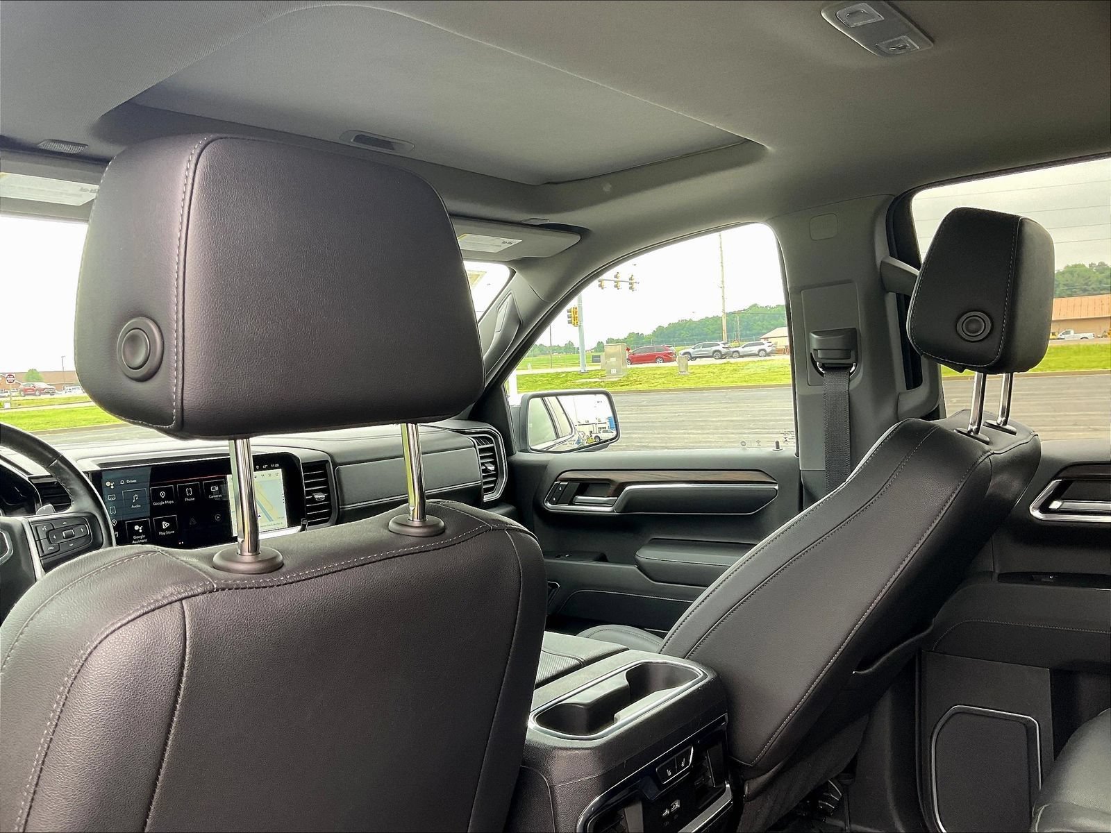 Used 2022 GMC Sierra 1500 SLT w/ SLT Premium Plus Package AWD/4WD image 25