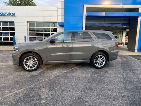 Used 2023 Dodge Durango GT AWD/4WD image 2