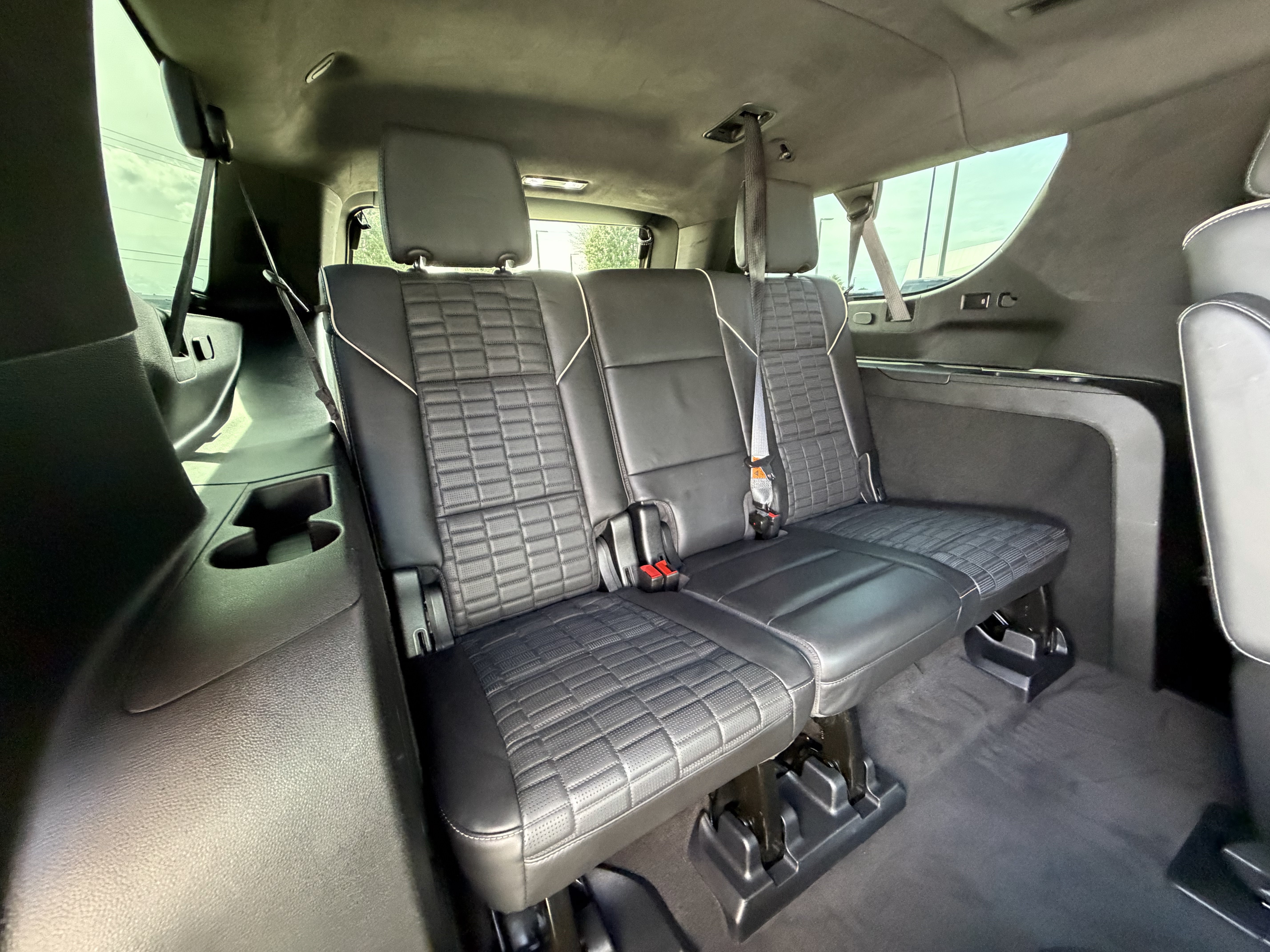 Certified 2022 Cadillac Escalade ESV Sport Platinum w/ LPO, ONYX Package AWD/4WD image 15