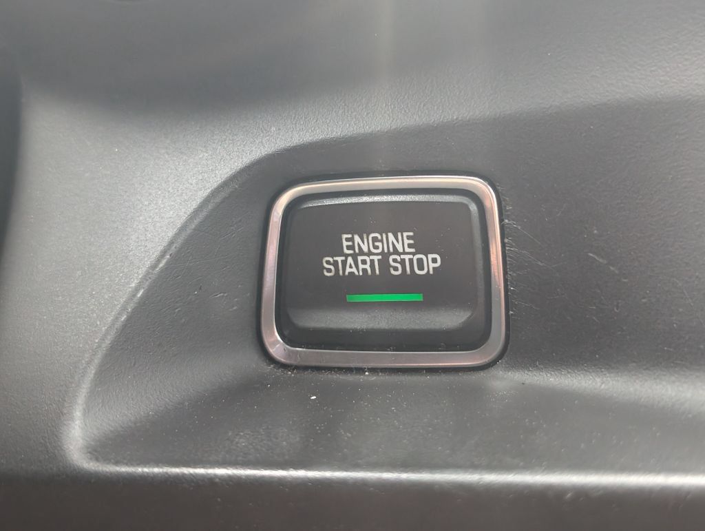 Used 2016 Chevrolet Camaro LT RWD image 15