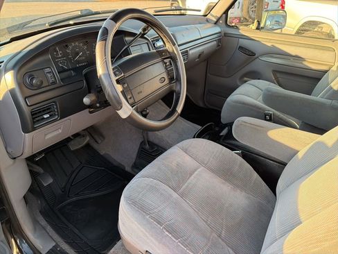 Used 1996 Ford Bronco XLT image 29