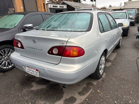 Used 2001 Toyota Corolla CE image 4