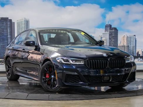 Used 2023 BMW M550i xDrive w/ Executive Package AWD/4WD image 1