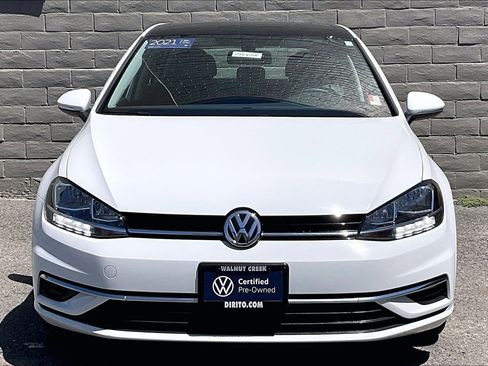 Certified 2021 Volkswagen Golf 4-Door FWD image 2