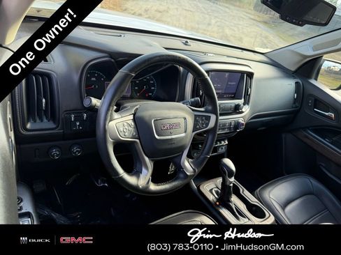 Used 2022 GMC Canyon Denali image 4