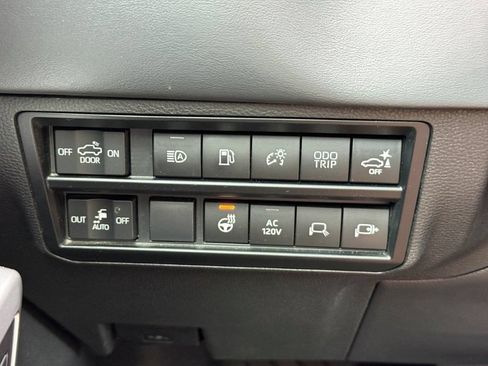 Used 2023 Toyota Tundra Platinum w/ Advanced Package AWD/4WD image 32
