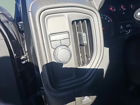Used 2026 Chevrolet Silverado 1500 Custom image 15