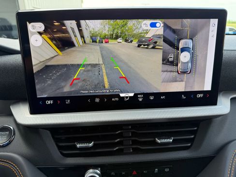 New 2026 Ford Explorer Tremor AWD/4WD image 17