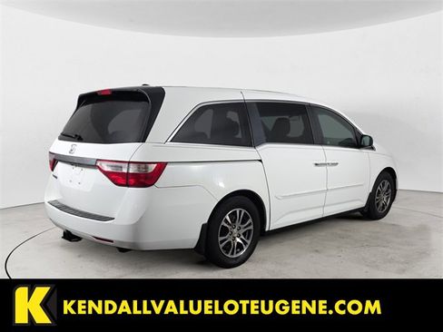Used 2011 Honda Odyssey EX-L image 3