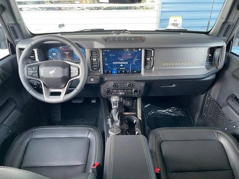 New 2026 Ford Bronco Badlands AWD/4WD image 7