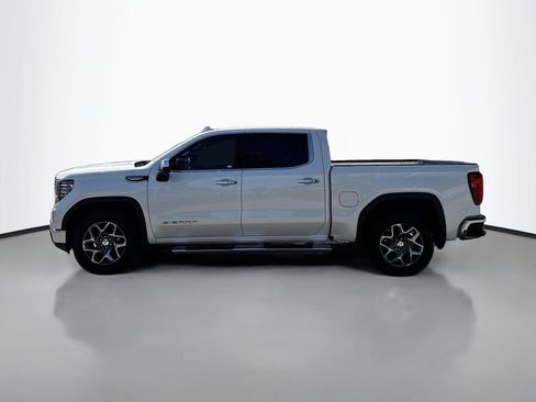 Used 2025 GMC Sierra 1500 SLT image 4