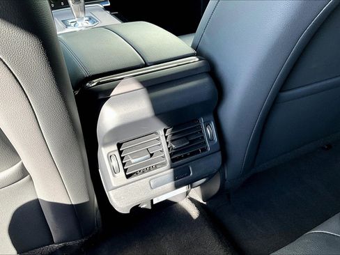 Used 2023 Land Rover Range Rover Evoque S image 33