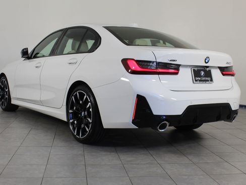 Used 2025 BMW 330i xDrive Sedan image 3