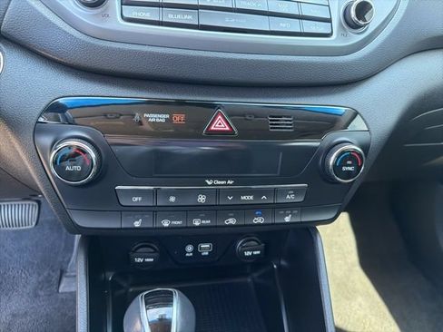 Used 2017 Hyundai Tucson Limited AWD/4WD image 23