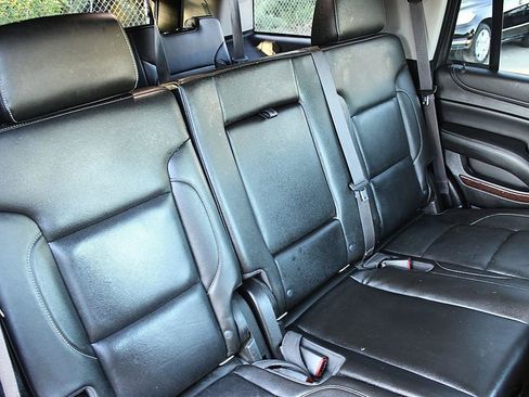 Used 2015 GMC Yukon SLT w/ Open Road Package RWD image 21