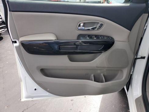 Used 2019 Kia Sedona EX w/ EX Premium Package image 13