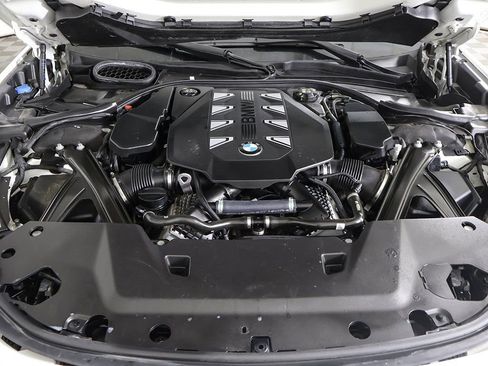 Used 2023 BMW 760i xDrive w/ Parking Assistance Package image 24