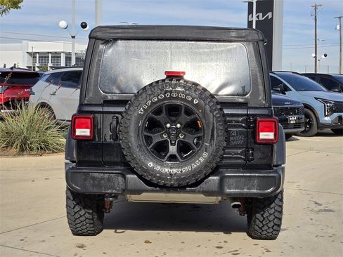 Used 2022 Jeep Wrangler Unlimited Sport image 13