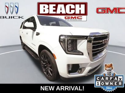 Used 2024 GMC Yukon XL SLT w/ SLT Premium Package