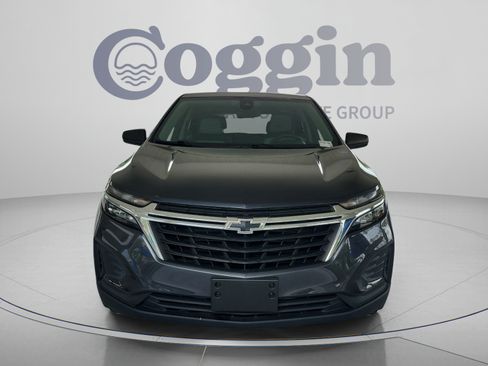 Used 2022 Chevrolet Equinox LS w/ LS Convenience Package AWD/4WD image 8