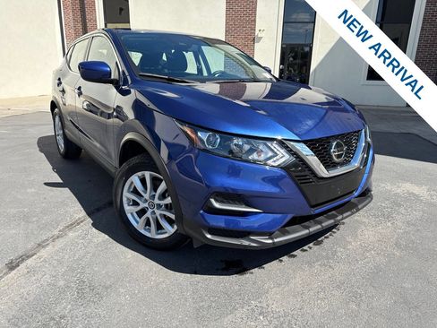 Used 2022 Nissan Rogue Sport S AWD/4WD image 1