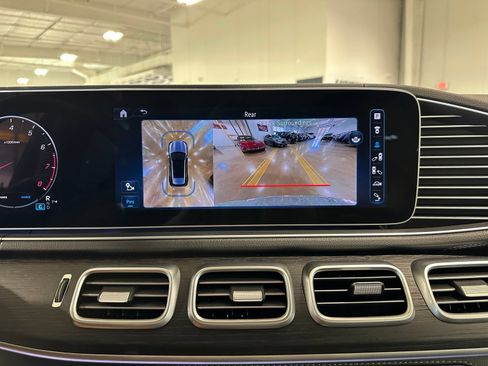 Used 2024 Mercedes-Benz GLE 450 4MATIC image 31
