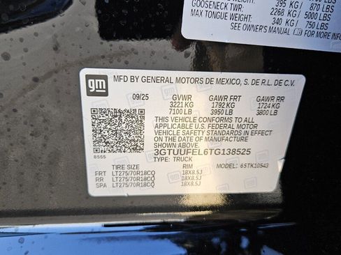 Used 2026 GMC Sierra 1500 AT4X image 17