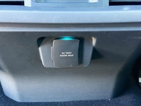 Used 2025 Ford F150 Lariat w/ Equipment Group 501A Mid AWD/4WD image 26