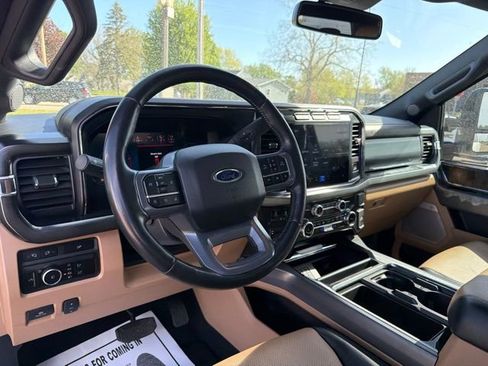 Used 2024 Ford F350 Lariat w/ Sport Appearance Package AWD/4WD image 17