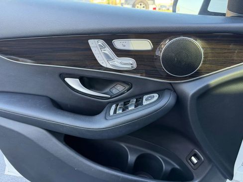 Used 2016 Mercedes-Benz GLC 300 w/ Premium Package image 13