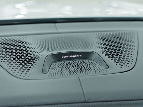 Used 2021 BMW X5 M w/ Competition Package image 59