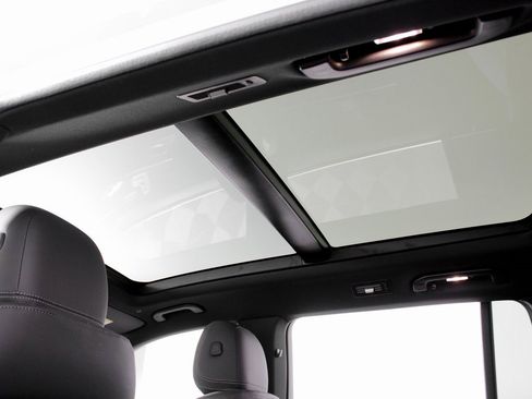 Used 2025 Mercedes-Benz GLS 450 GLS 450 image 13