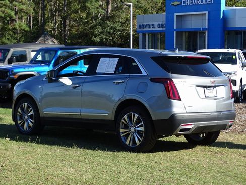 Used 2025 Cadillac XT5 Premium Luxury image 4