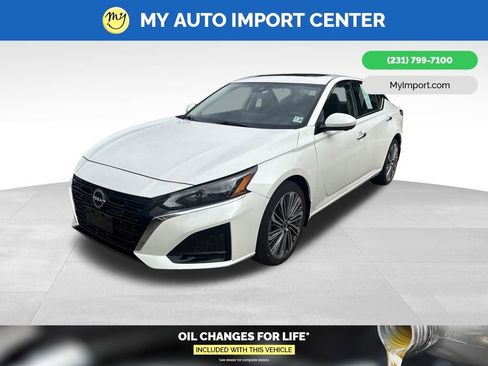 Used 2023 Nissan Altima 2.5 SL AWD/4WD image 3