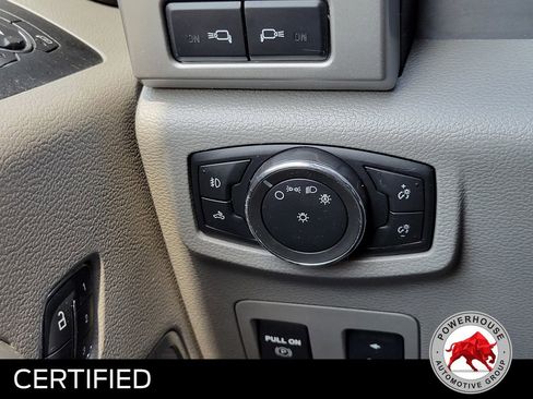 Used 2017 Ford F150 Lariat image 28