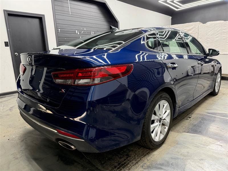 Used 2018 Kia Optima S w/ Panoramic Sunroof Package FWD image 5