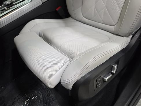 Certified 2025 BMW X5 xDrive40i w/ Premium Package AWD/4WD image 25