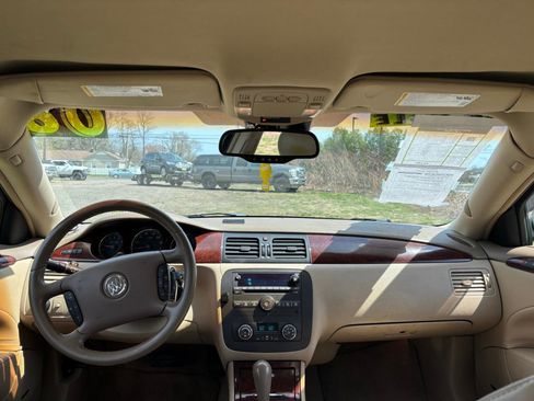 Used 2006 Buick Lucerne CXL w/ Luxury Package image 9