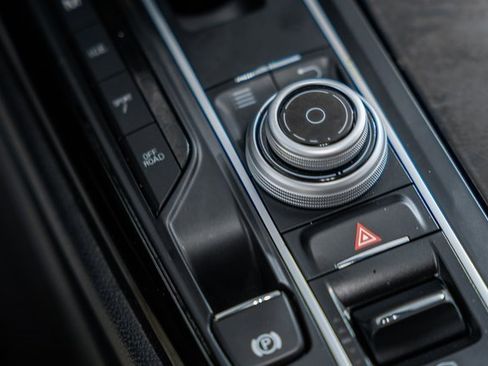 Used 2018 Maserati Levante S GranSport image 33