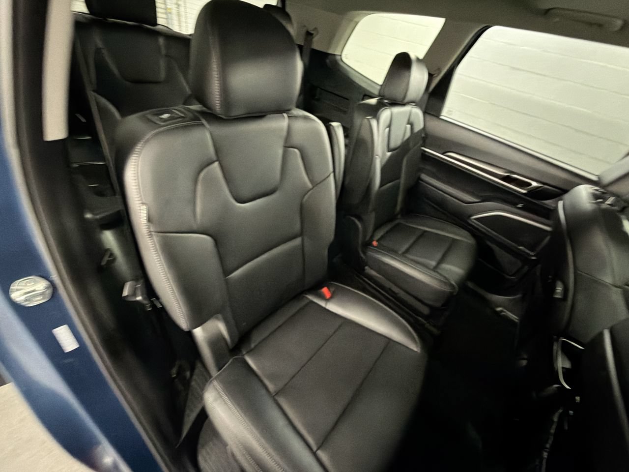 Used 2025 Kia Telluride S FWD image 27
