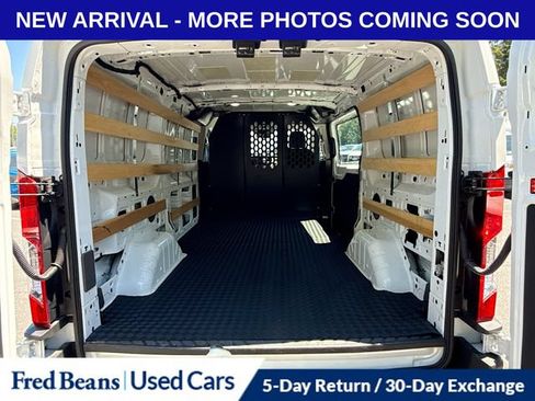 Used 2025 Ford Transit 250 Low Roof w/ Exterior Upgrade Package RWD image 30