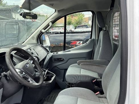 Used 2015 Ford Transit 250 130 Low Roof w/ Exterior Upgrade Package RWD image 17