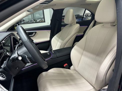 Used 2025 Mercedes-Benz E 350 Sedan image 20