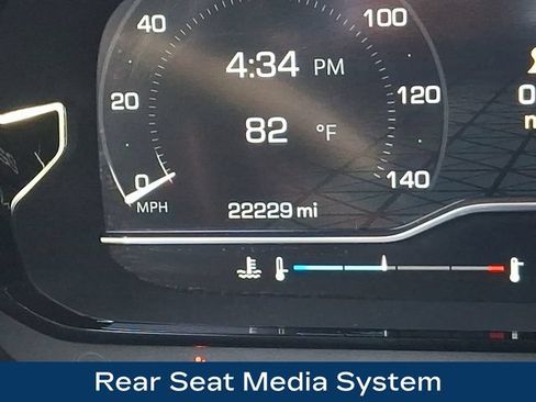 Used 2024 GMC Yukon XL Denali w/ Advanced Technology Package AWD/4WD image 6
