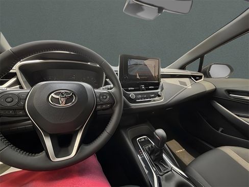 Certified 2024 Toyota Corolla SE image 21