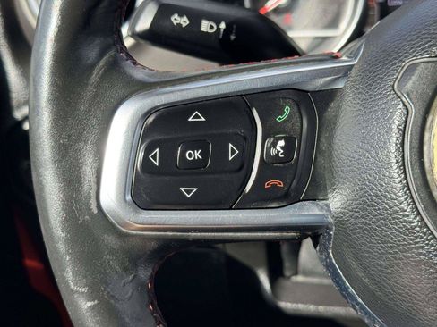 Used 2018 Jeep Wrangler Unlimited Rubicon AWD/4WD image 30