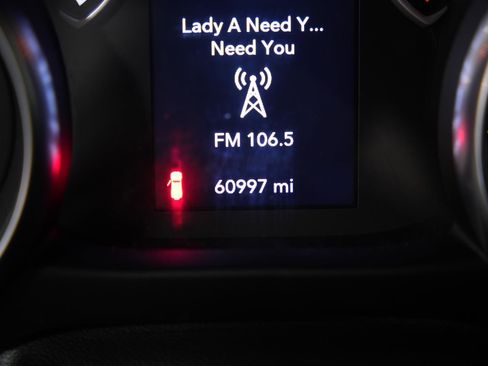 Used 2022 Jeep Wrangler Unlimited Sport AWD/4WD image 25