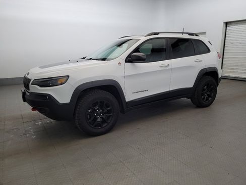 Used 2021 Jeep Cherokee Trailhawk w/ Sun, Sound & Nav Group AWD/4WD image 2