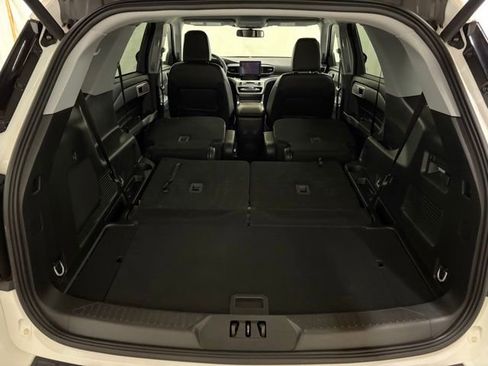 Used 2023 Ford Explorer XLT w/ Equipment Group 202A image 16